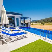 Villa Lavinya — 15