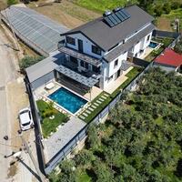 Villa Sembol — 60
