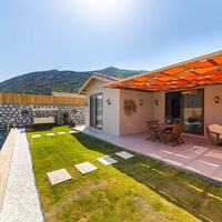 Villa Red — 2