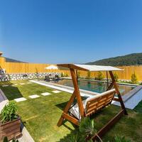 Villa Red — 9