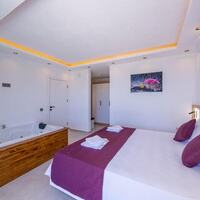 Villa Lovelet 2 — 76