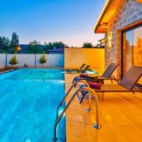 Villa Loya — 16