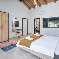 Villa Loya — 28