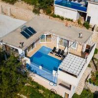 Villa Volga — 56