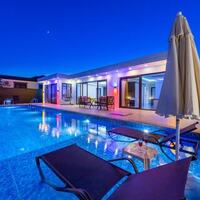 Villa Guru — 2