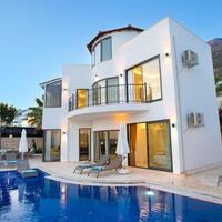 Villa Quinn — 1