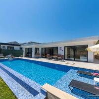 Villa Guru — 18