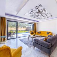 Villa Guru — 26