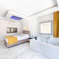 Villa Guru — 36
