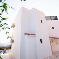 Villa Quinn — 40