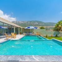 Villa Stay 2 — 3