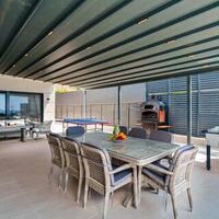 Villa Newcastle — 18