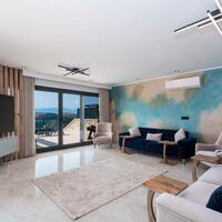Villa Newcastle — 29
