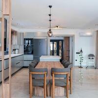 Villa Newcastle — 35