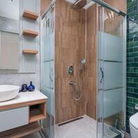 Villa Newcastle — 60