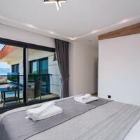 Villa Newcastle — 67