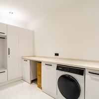 Villa Newcastle — 68