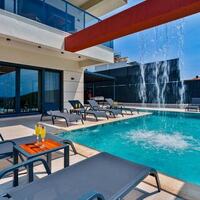 Villa Newcastle — 79