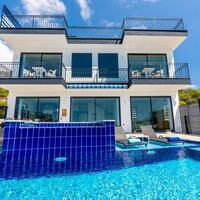 Villa Uranus — 2