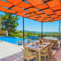 Villa Fiyona — 13