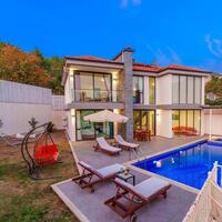 Villa Ustali — 1