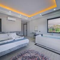 Villa Olive — 40