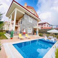 Villa Elisa — 1