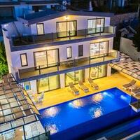 Villa April — 4