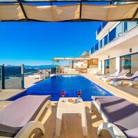 Villa April — 5