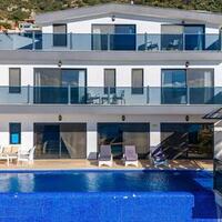 Villa April — 6