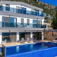 Villa April — 8