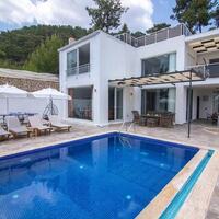 Villa Sultana — 1