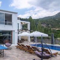 Villa Sultana — 2