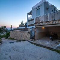 Villa Sultana — 17