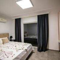 Villa Sultana — 22