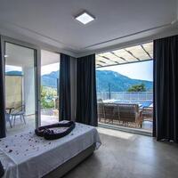 Villa Sultana — 29