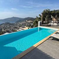 Villa Adora 2 — 2