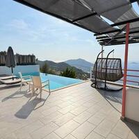 Villa Adora 2 — 6