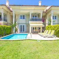 Villa Pearl 8 — 1
