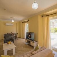 Villa Pearl 7 — 14