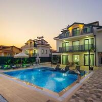 Villa Fullmoon 2 — 4