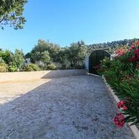 Villa Aristo — 8