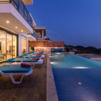 Villa Primavera — 3