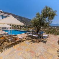 Villa Eterna — 5