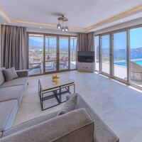 Villa Eterna — 32