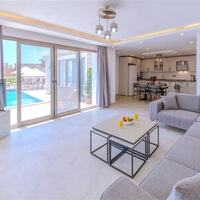 Villa Eterna — 35