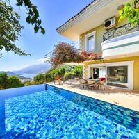Villa Noyan — 4