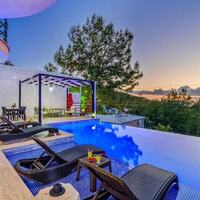 Villa Truva — 4