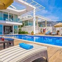 Villa Hillside 3 — 6