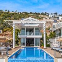 Villa Hillside 3 — 64